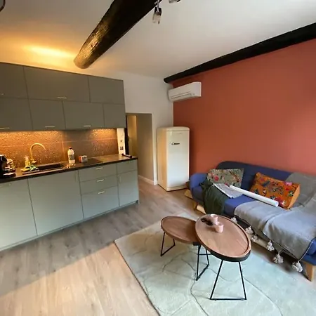 T2 Douillet Renove Hyper Centre * Nîmes